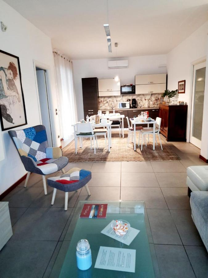 Caprice B&B Pozzuoli Exteriör bild